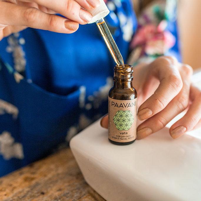 Vata Serum | Ayurvedic Face Oil for Dry, Delicate Skin